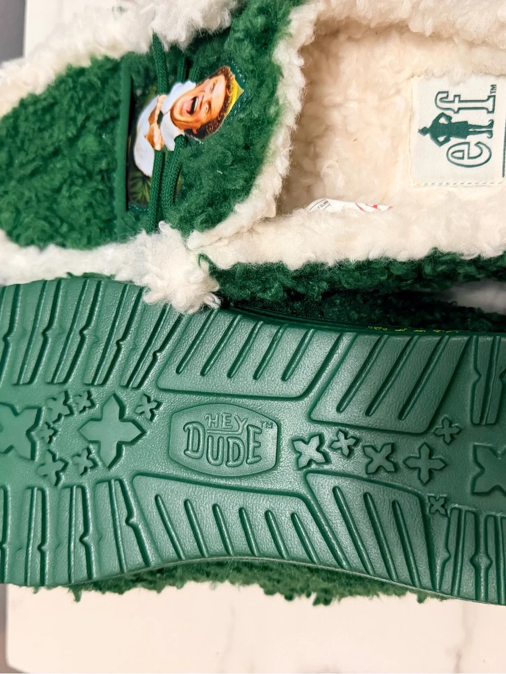 Hey dude men’s Wally mules Green Faux-Fur Holiday Slip-On Slippers